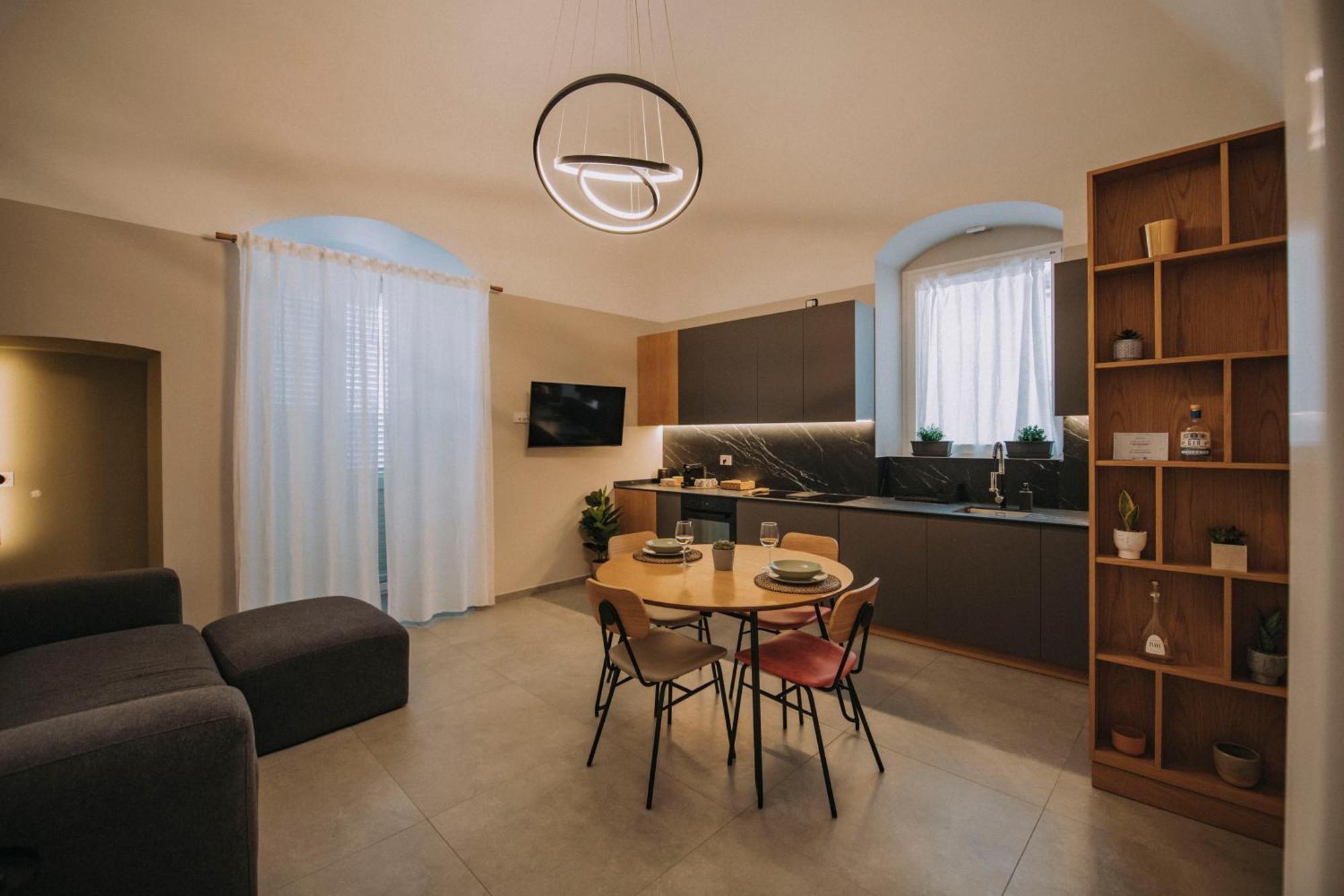 Sea Glow - Luxury Apartment Бишелье Экстерьер фото